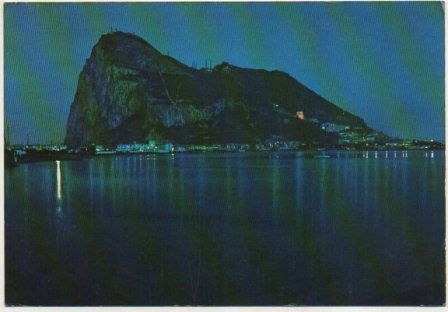 POSTAL  DE ALGECIRAS.  VISTA NOCTURNA DEL PEÑON DE GIBRALTAR