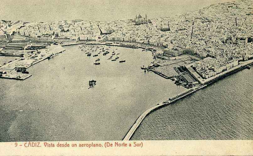 POSTAL DE CADIZ. Nº 9. VISTA DESDE UN AEROPLANO (DE NORTE A SUR)
