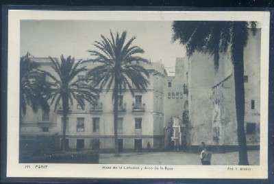 POSTAL ANTIGUA DE CADIZ. PLAZA DE LA CATEDRAL Y ARCO DE LA ROSA Nº 135