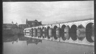 POSTAL DE CORDOBA - Nº 3 PUENTE ROMANO SOBRE EL GUADALQUIVIR