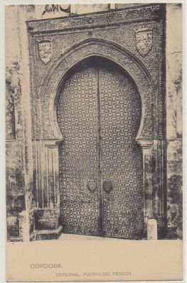 POSTAL ANTIGUA DE CORDOBA. CATEDRAL. PUERTA DEL PERDON