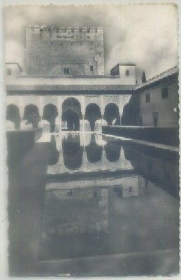 POSTAL DE GRANADA. ALHAMBRA. PATIO DE LOS ARRAYANES Y TORRE DE COMAREK