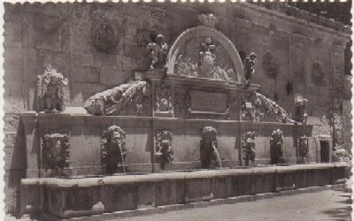POSTAL DE GRANADA. EL PILAR DE CARLOS V Nº 23