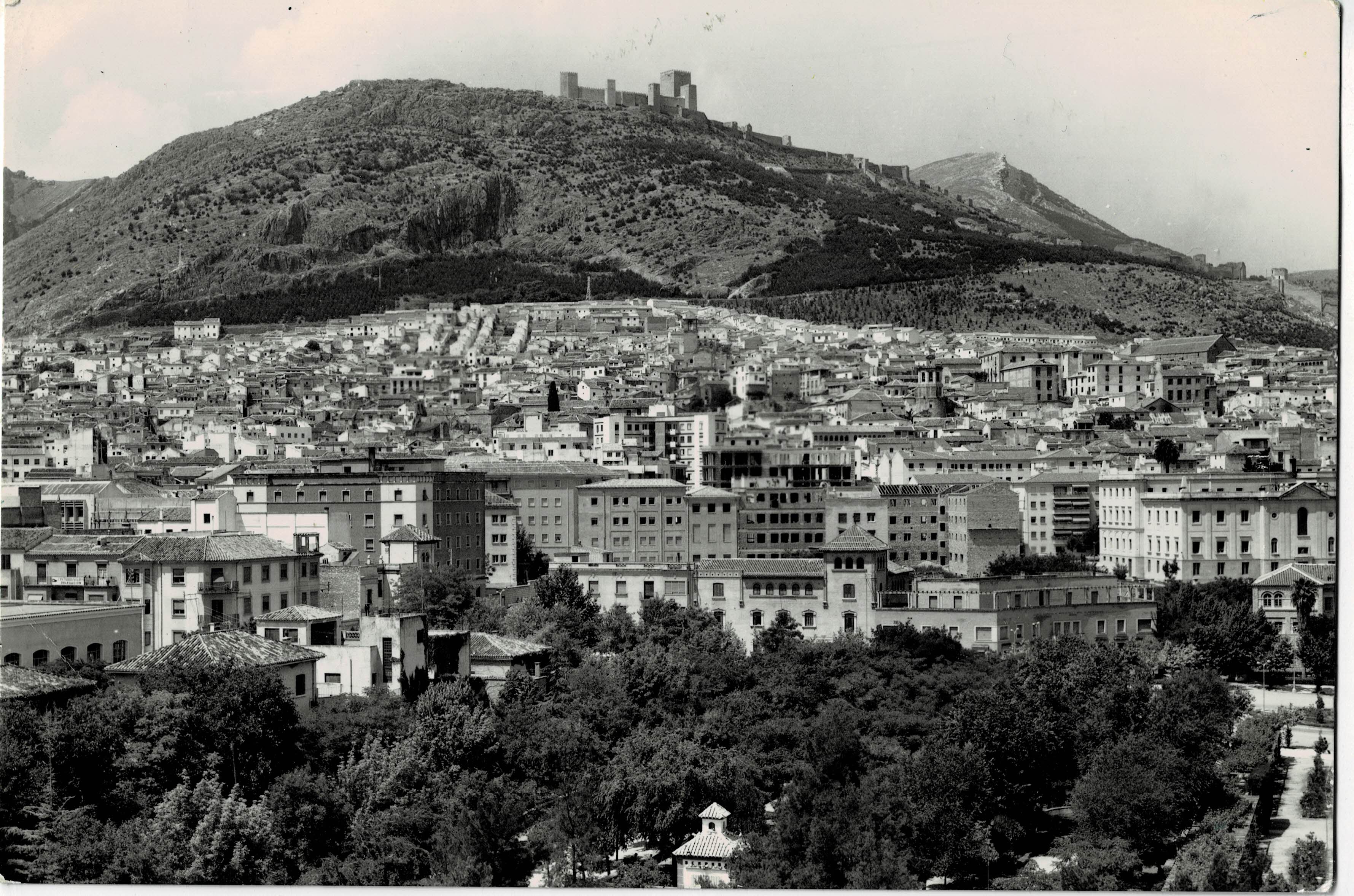 POSTAL MODERNA DE JAEN. VISTA PARCIAL
