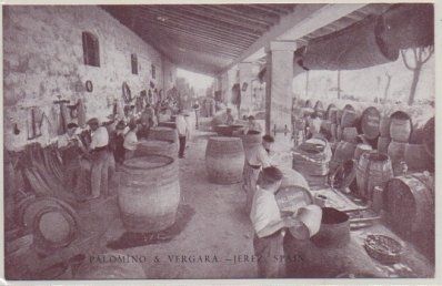 POSTAL ANTIGUA DE JEREZ. BODEGA PALOMINO Y VERGARA. TALLER DE TONELERIA