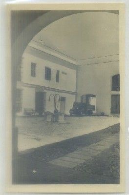 POSTAL ANTIGUA DE JEREZ. BODEGA GARVEY. PATIO DE ENTRADA