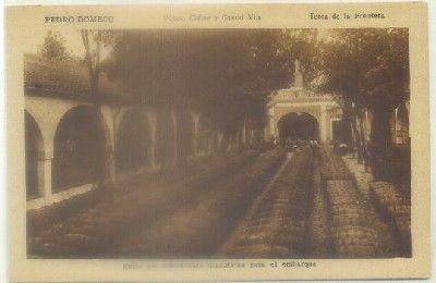 POSTAL ANTIGUA DE JEREZ. PEDRO DOMECQ. PATIO CON MERCANCIAS PARA EMBARQUE