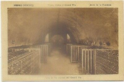 POSTAL ANTIGUA DE JEREZ. PEDRO DOMECQ. UNA DE LAS CUEVAS DEL GRAND VIN