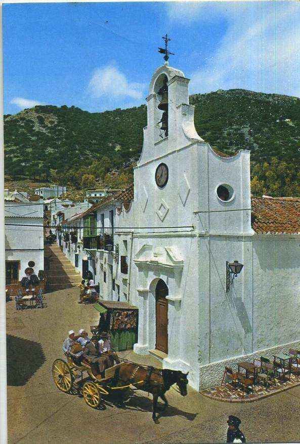 POSTAL DE MIJAS MALAGA. IGLESIA Y SIERRA AL FONDO