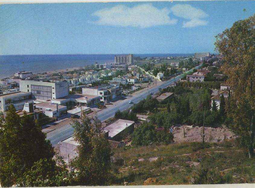 POSTAL DE TORREMOLINOS.  MALAGA . PERSPECTIVA DE LA CARIHUELA