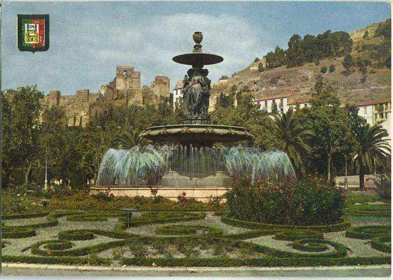 POSTAL DE  MALAGA. FUENTE MONUMENTAL DEL PARQUE