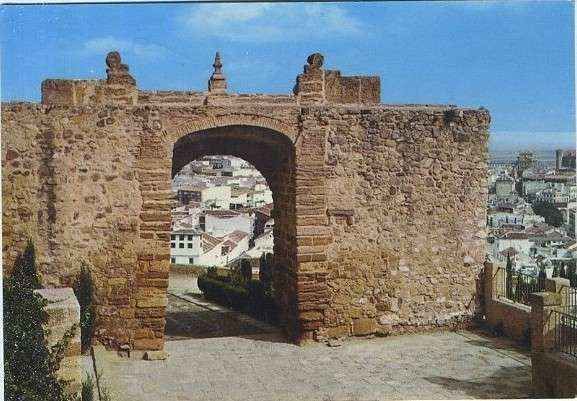POSTAL DE MALAGA. ANTEQUERA. PUERTA DE LOS GIGANTES