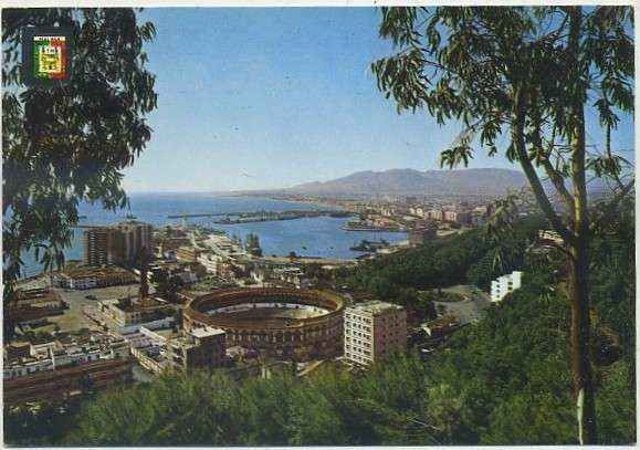 POSTAL MALAGA. COSTA DEL SOL. PLAZA DE TOROS Y PUERTO Nº 17