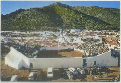 POSTAL DE MALAGA. PZA. DE TOROS Y VISTA PARCIAL