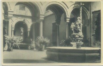 POSTAL DE SEVILLA. VISTA DE LOS PATIOS DE LA SANTA CARIDAD Nº 72
