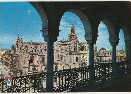 POSTAL DE SEVILLA. LA CATEDRAL Y GIRALDA. Nº G-2. GRAN TAMAÑO 20,7X15,5 CM.