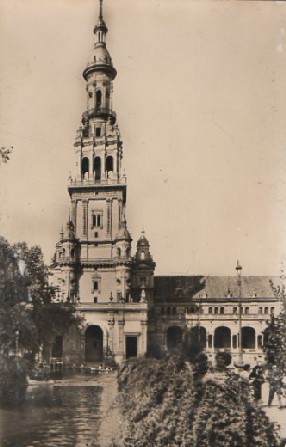 POSTAL SEVILLA UNA TORRE DE LA PLAZA DE ESPAÑA