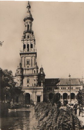 POSTAL SEVILLA UNA TORRE DE LA PLAZA ESPAÑA