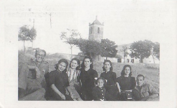 POSTAL JÓVENES EN EL ÁGUILA (REPRODUCCIÓN)
