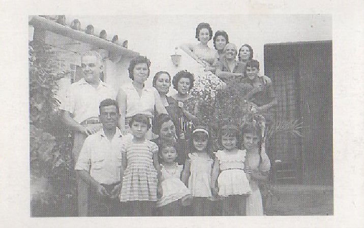 POSTAL CASA DE VECINOS (REPRODUCCIÓN)