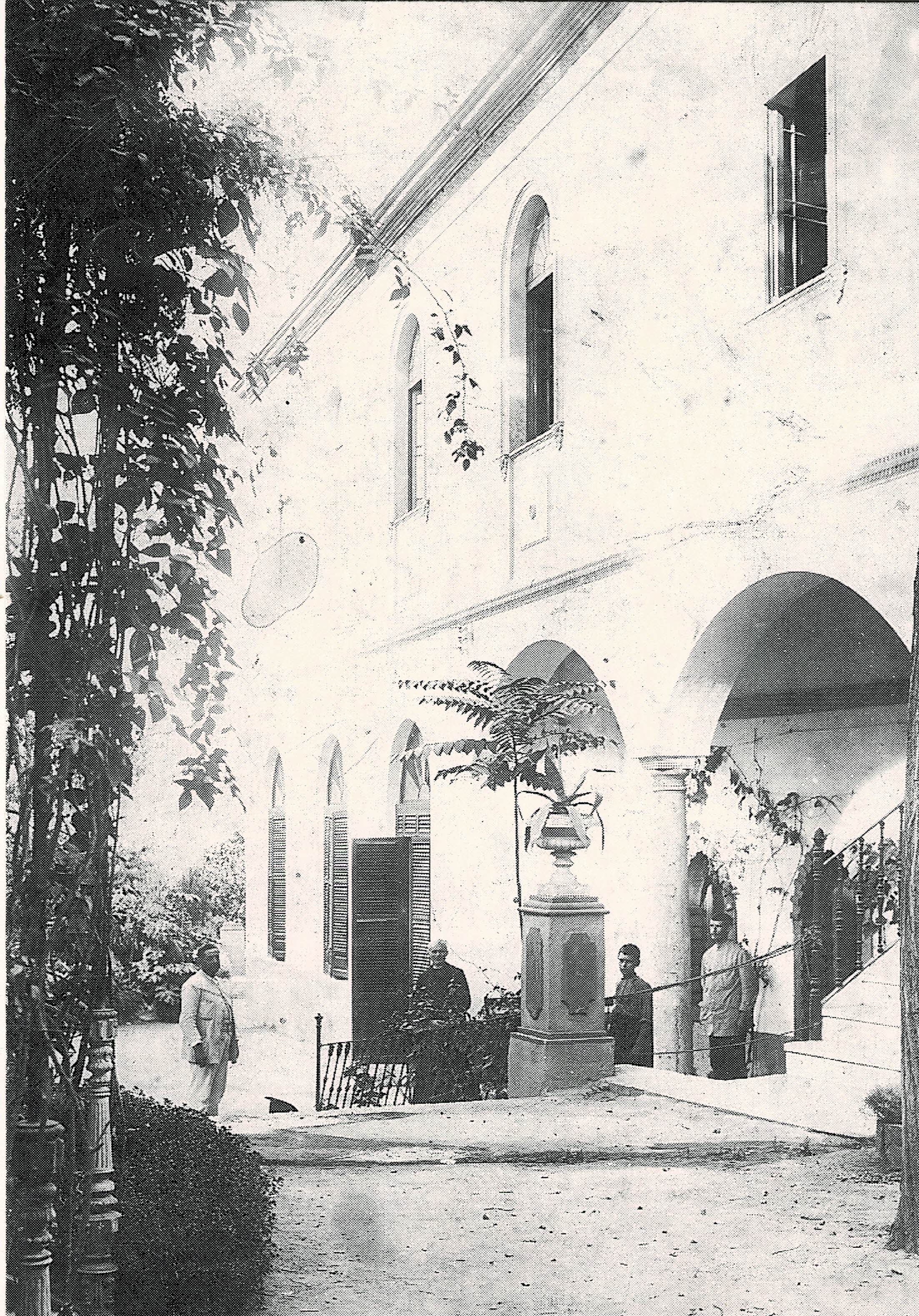 POSTAL DE ALCALA DE GUADAIRA. (REPRODUCCION): COLEGIO SALESIANOS