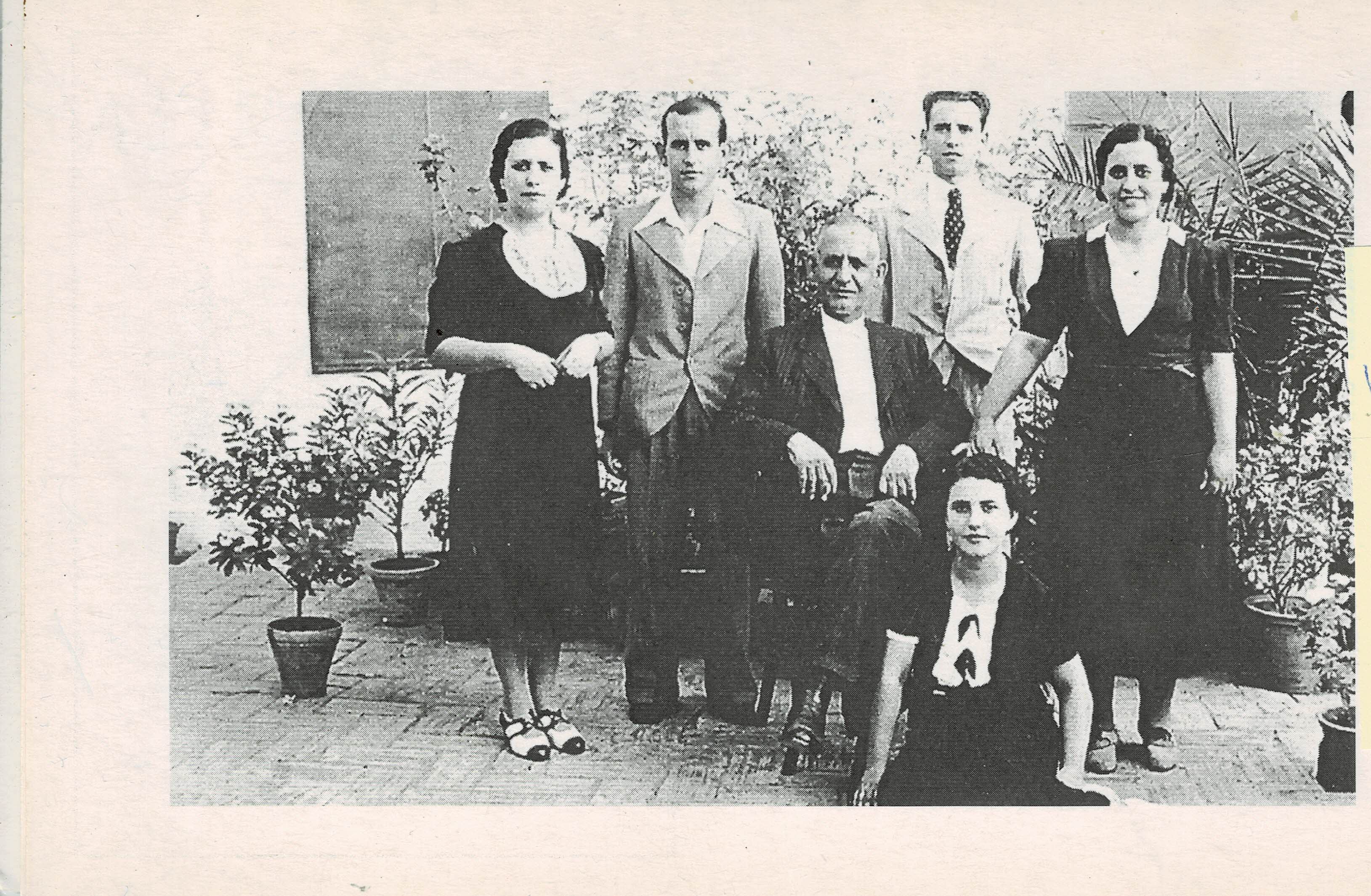 POSTAL DE ALCALA DE GUADAIRA. (REPRODUCCION): FAMILIA GANDUL-OLIVERO 1937