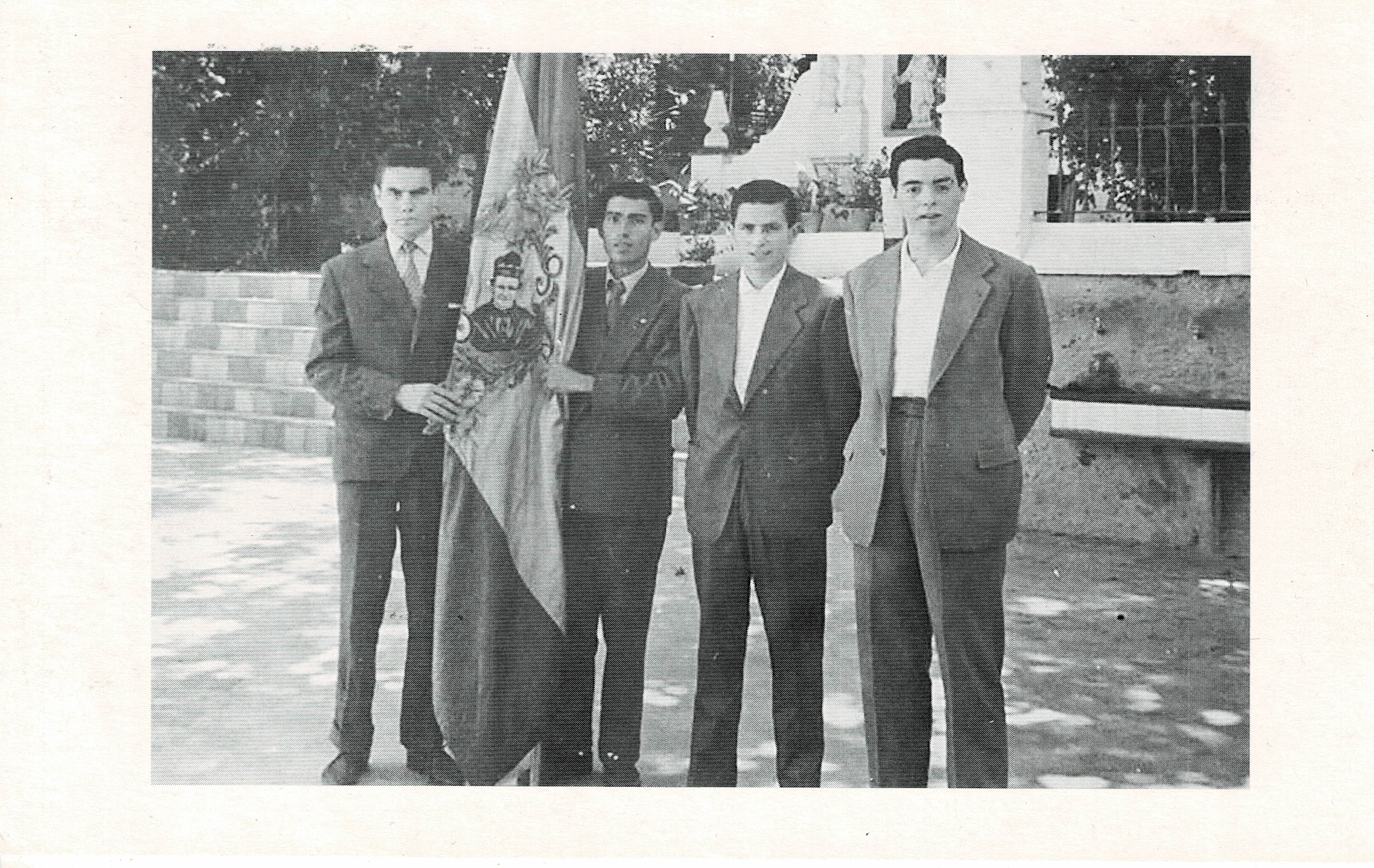 POSTAL DE ALCALA DE GUADAIRA. (REPRODUCCION): GRUPO SALESIANOS 1958