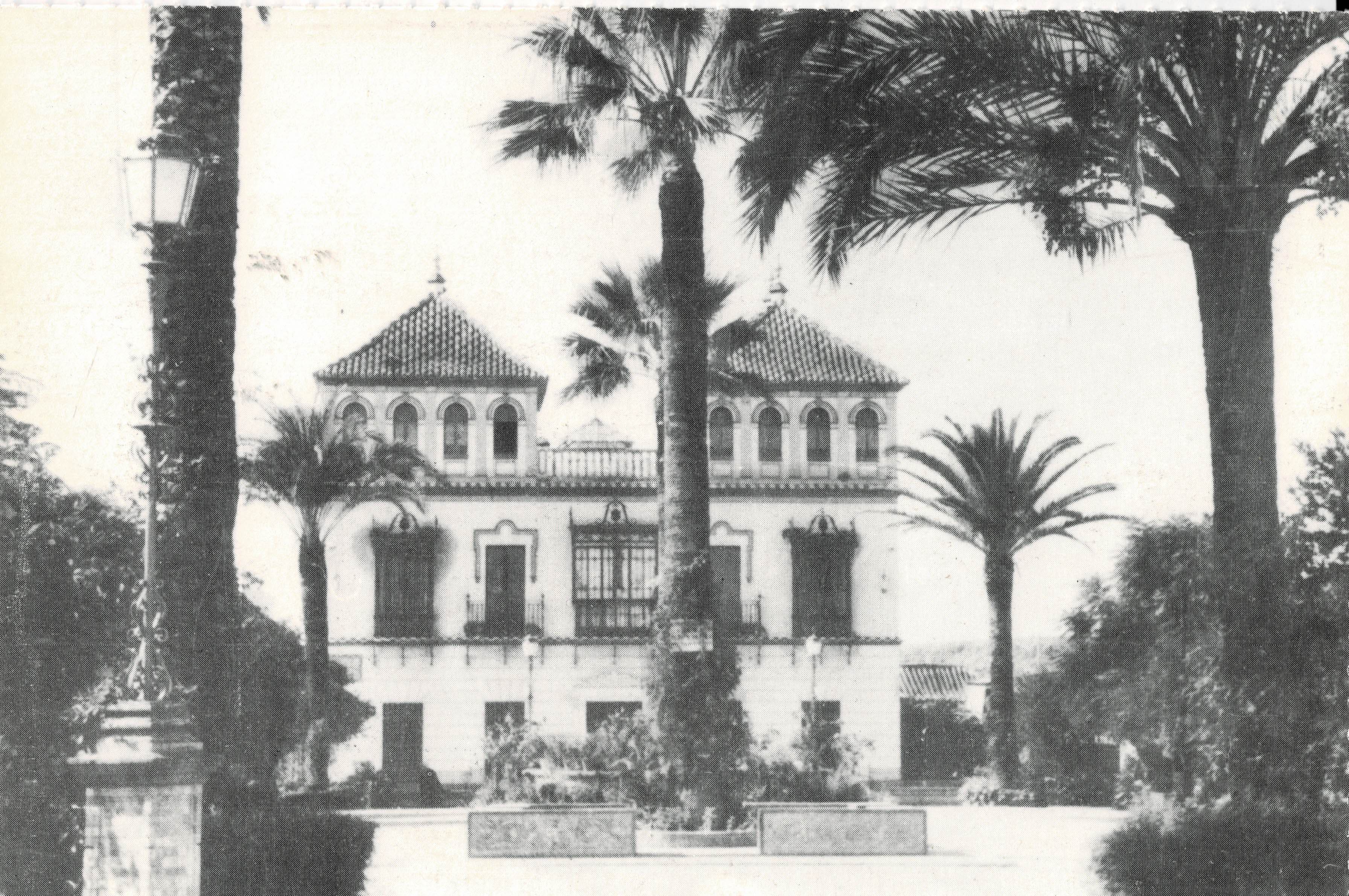 POSTAL MODERNA DE SEVILLA. ALCALA DE GUADAIRA. CASA PAULITA. PLAZA DE EL DUQUE AÑOS 50