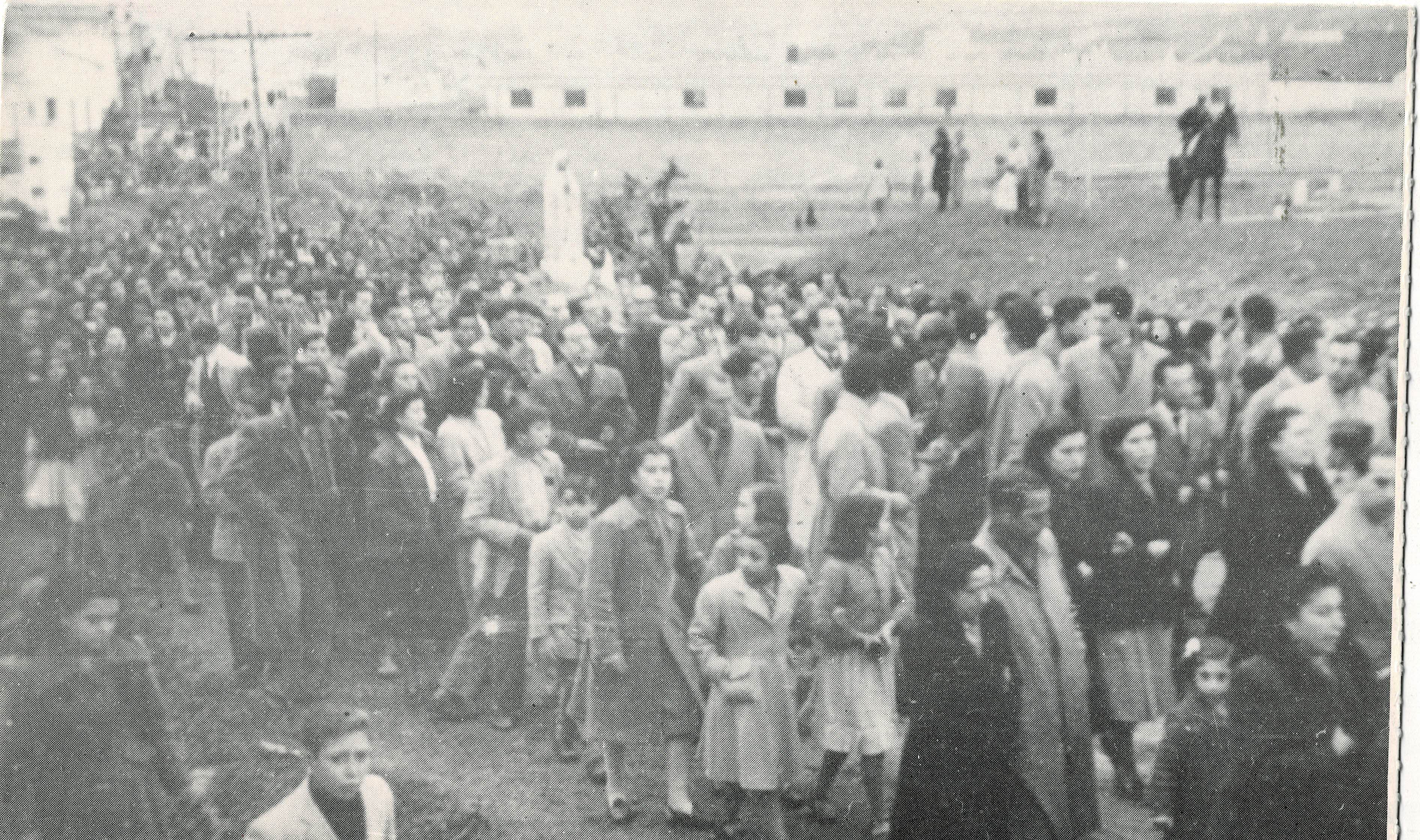 POSTAL MODERNA DE SEVILLA. ALCALA DE GUADAIRA. SALIDA VIRGEN DE FATIMA. AÑO 1951