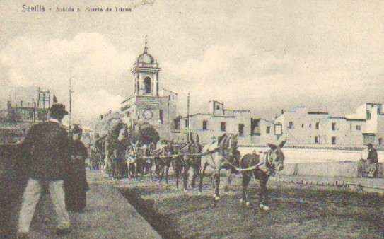 POSTAL ANTIGUA DE SEVILLA. SUBIDA AL PUENTE DE TRIANA.