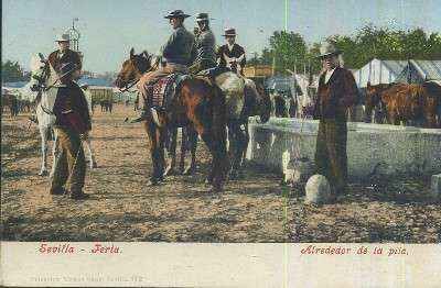 POSTAL ANTIGUA DE SEVILLA  FERIA ALREDEDOR DE LA PILA