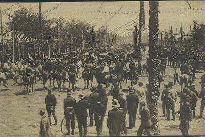 POSTAL ANTIGUA DE SEVILLA  PASEO DE COCHES EN LA FERIA