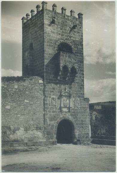 POSTAL DE ZARAGOZA. MONASTERIO DE PIEDRA. TORRE DEL HOMENAJE S. Xll