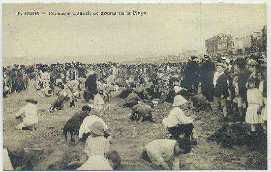 POSTAL ANTIGUA DE ASTURIAS (REPRODUCCION). GIJON. CONCURSO INFANTIL DE ARENAS EN LA PLAYA