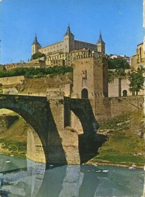 BLOC POSTAL. 10 POSTALES DE TOLEDO FORMATO ACORDEON. 10,5 X 7,5 cm.