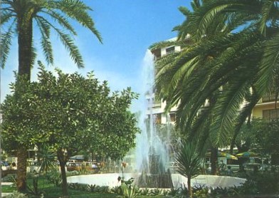 BLOC POSTAL. 10 POSTALES DE FUENGIROLA MALAGA FORMATO ACORDEON. 10,5 X 7,5 cm.