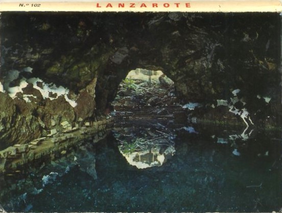 POSTAL BLOC. LANZAROTE LA ISLA DE LOS VOLCANES FORMATO ACORDEON 10 POSTALES.