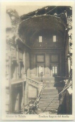 POSTAL DE TOLEDO. ALCAZAR. ESCALERA DESPUES DEL ASEDIO