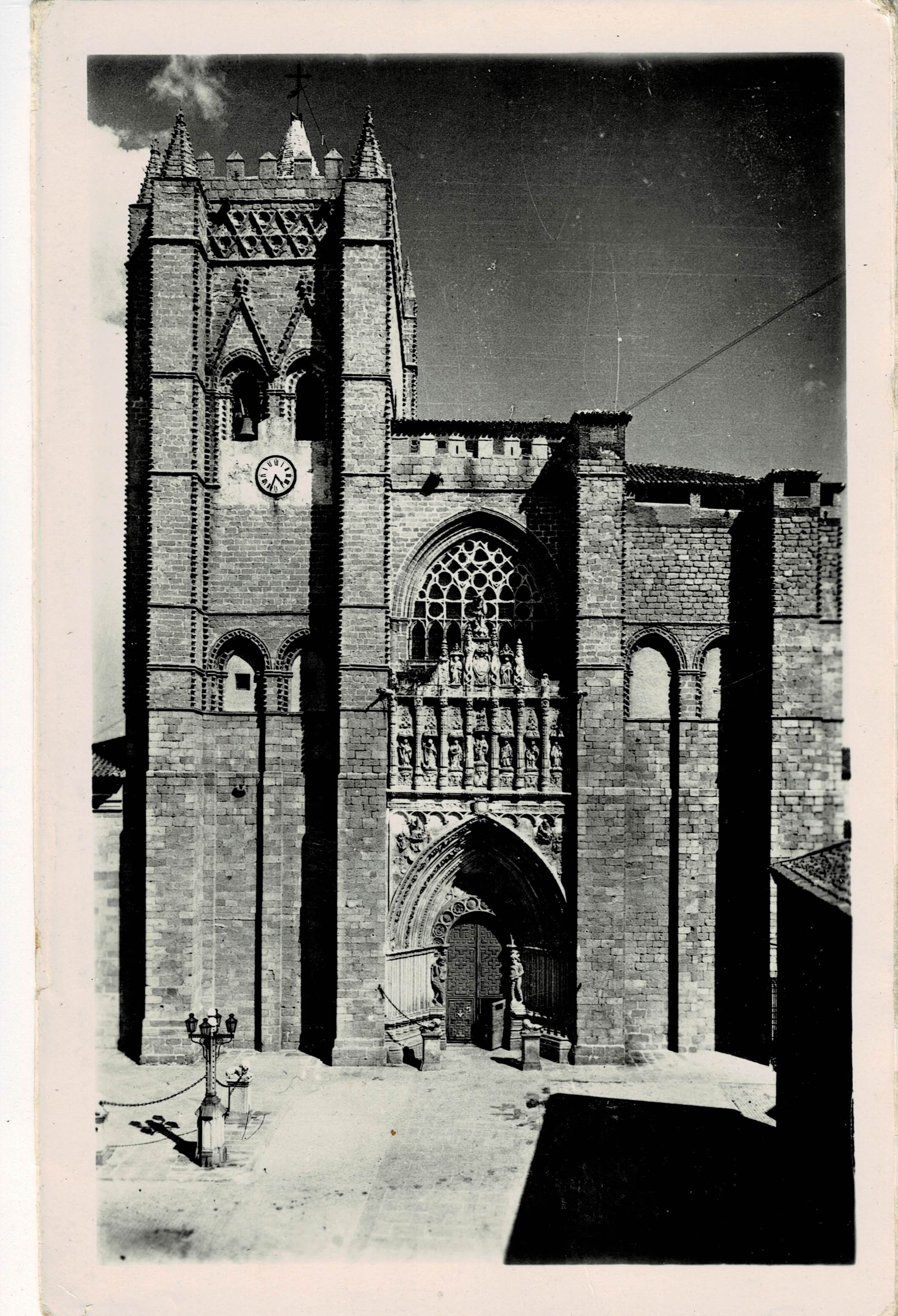 POSTAL DE CASTILLA LA MANCHA. AVILA. FACHADA PRINCIPAL DE LA CATEDRAL