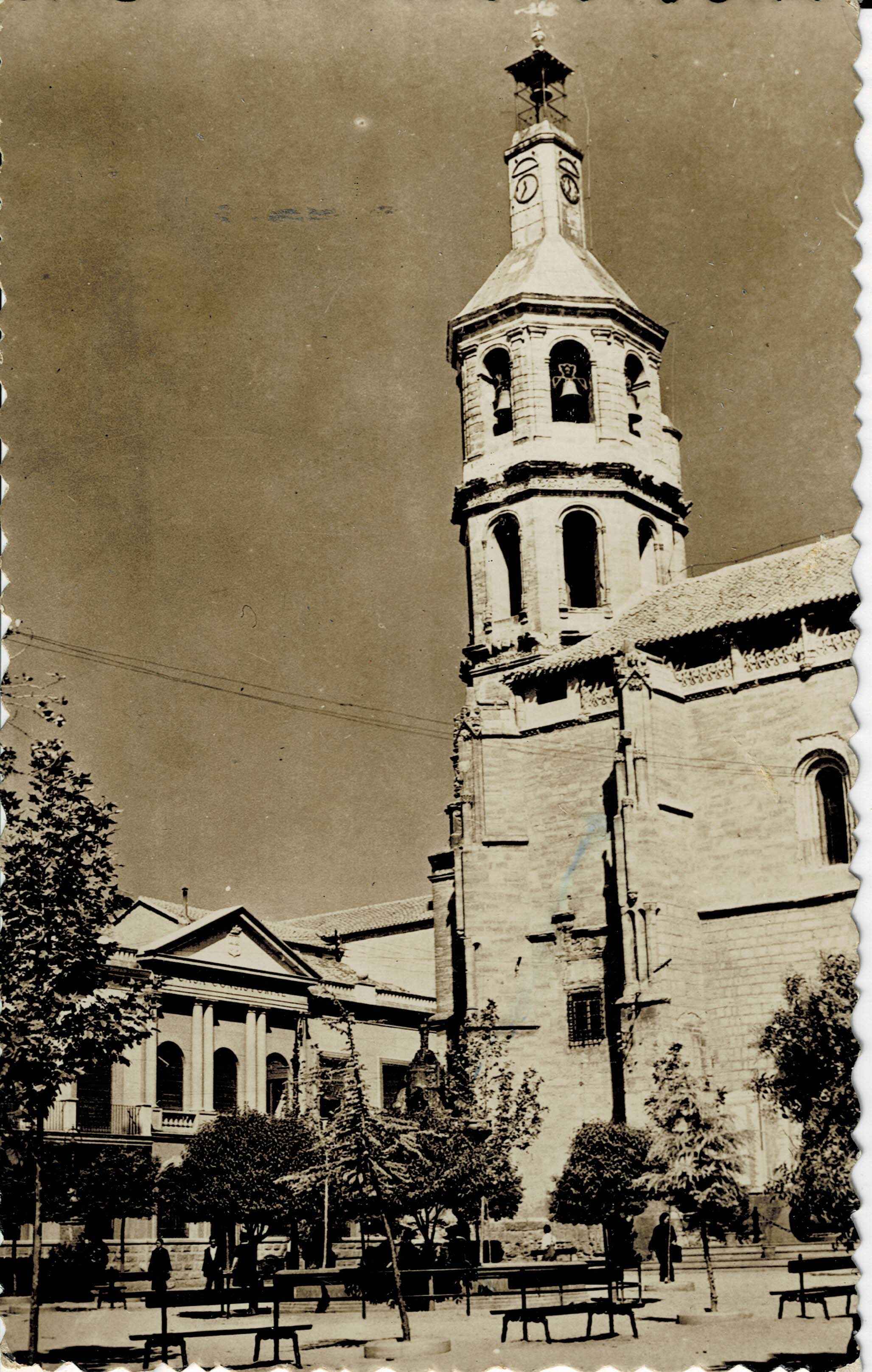 POSTAL DE CASTILLA LA MANCHA. VALDEPEÑAS. AYUNTAMIENTO