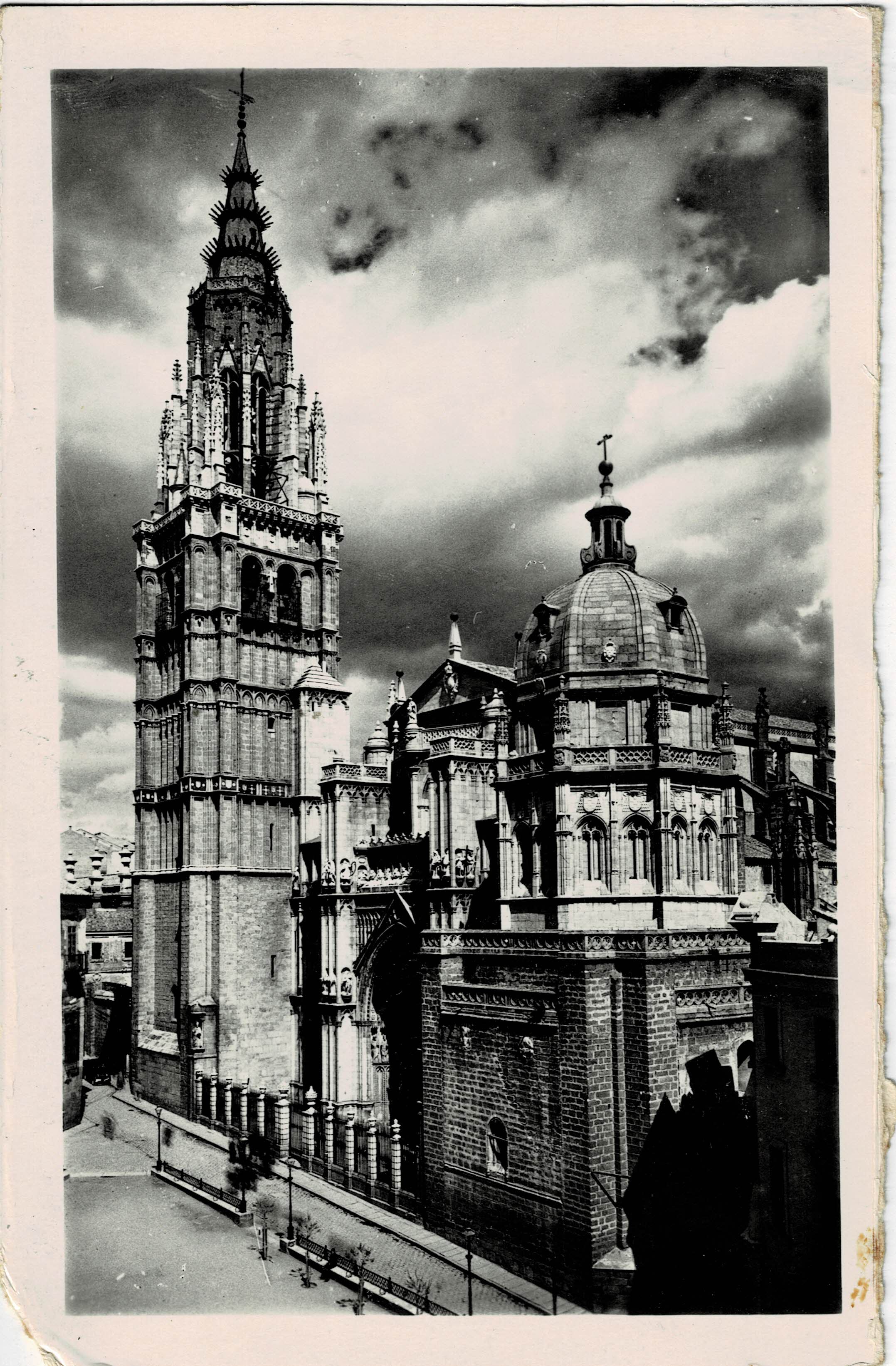 POSTAL DE CASTILLA LA MANCHA. TOLEDO. LA CATEDRAL