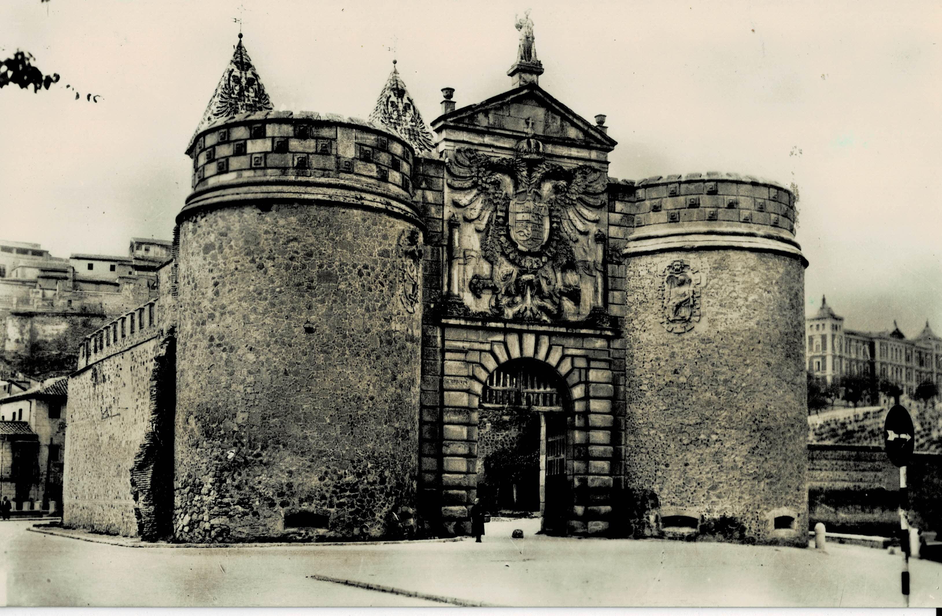 POSTAL DE CASTILLA LA MANCHA. TOLEDO. PUERTA DE VISAGRA