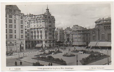 POSTAL DE LEON: VISTA GENERAL DE LA PLAZA DE STO. DOMINGO Nº 3