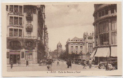 POSTAL ANTIGUA DE LEON: CALLE DE RAMON Y CAJAL Nº 4