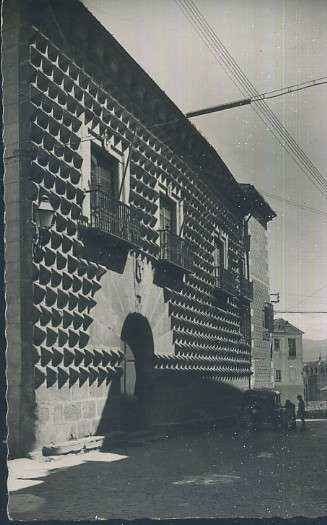 POSTAL DE CASTILLA Y LEON SEGOVIA Nº 49 CASA DE LOS PICOS