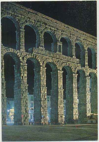 POSTAL DE SEGOVIA. DETALLE DEL ACUEDUCTO. ASPECTO NOCTURNO Nº 28