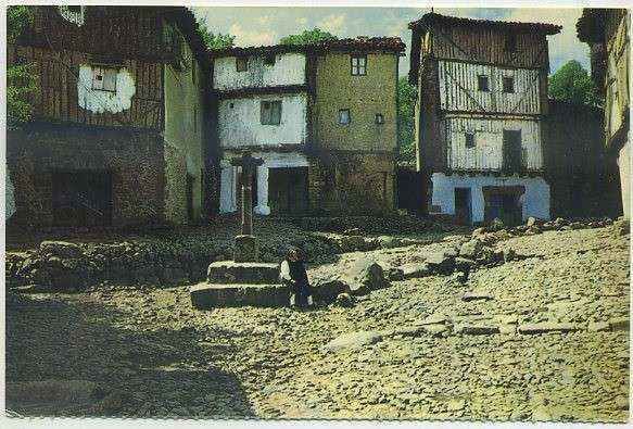 POSTAL DE LA ALBERCA. CRUCERO DEL BARRIO NUEVO Nº 68