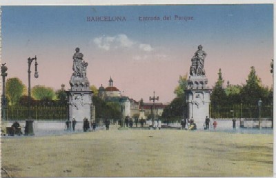 POSTAL ANTIGUA DE BARCELONA. ENTRADA DEL PARQUE