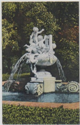 POSTAL ANTIGUA DE BARCELONA. JARRON ARTISTICO. PARQUE