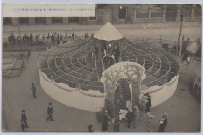 POSTAL ANTIGUA DE BARCELONA. SATURNO. PARQUE LABERINTO
